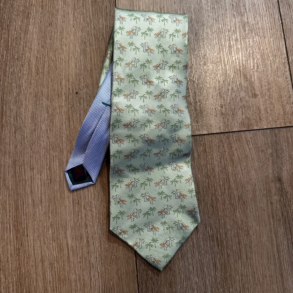 Tommy Hilfiger Mens Silk Tie Green Palm Tree Tropical Italian Print USA Made